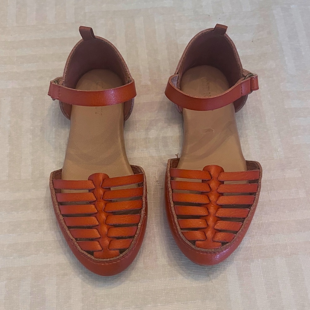 Toddler size 9 Old Navy Sandals